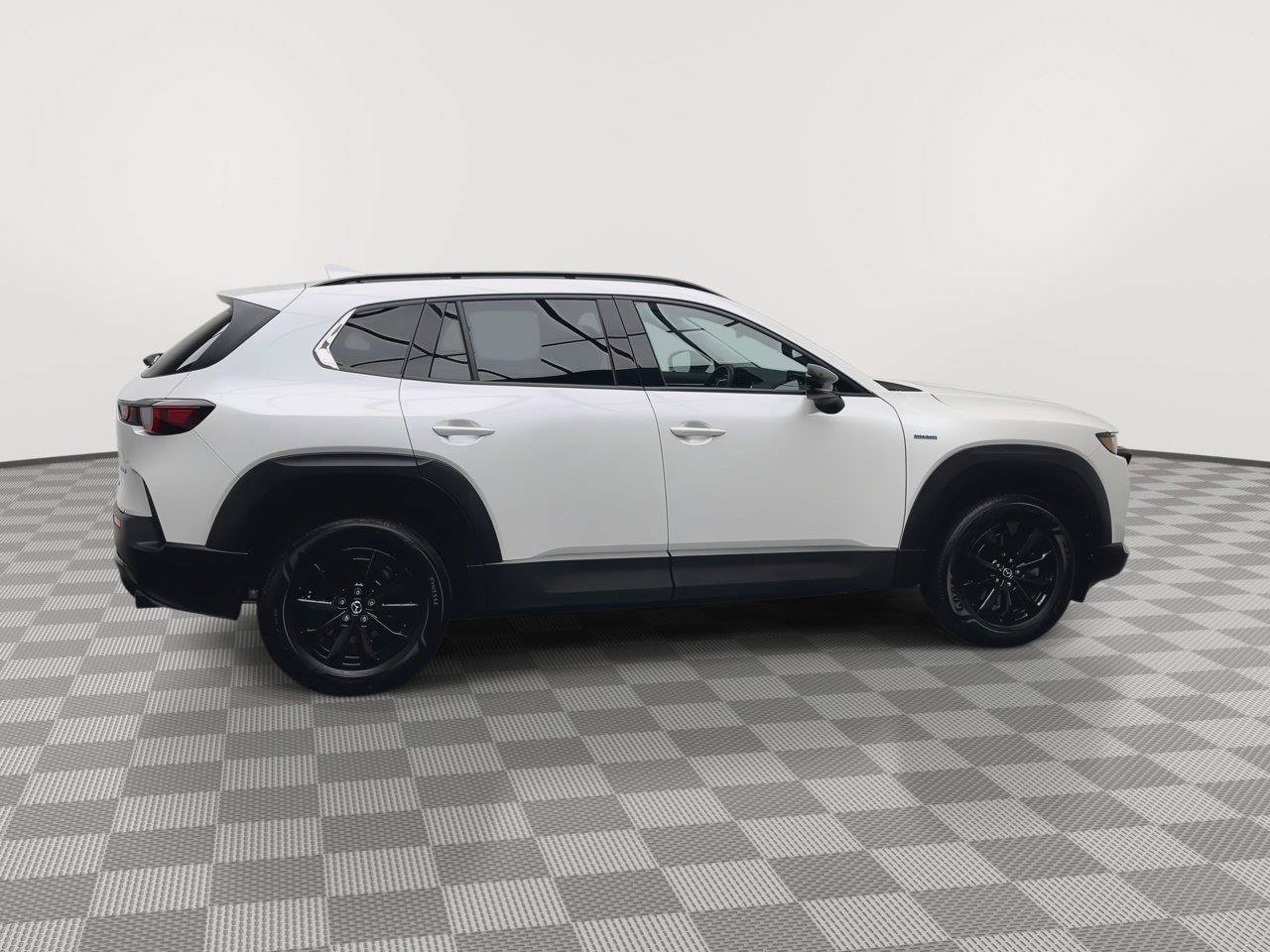 Used 2025 MAZDA CX-50 AWD 2.5 Hybrid w/ Premium Pkg image 40