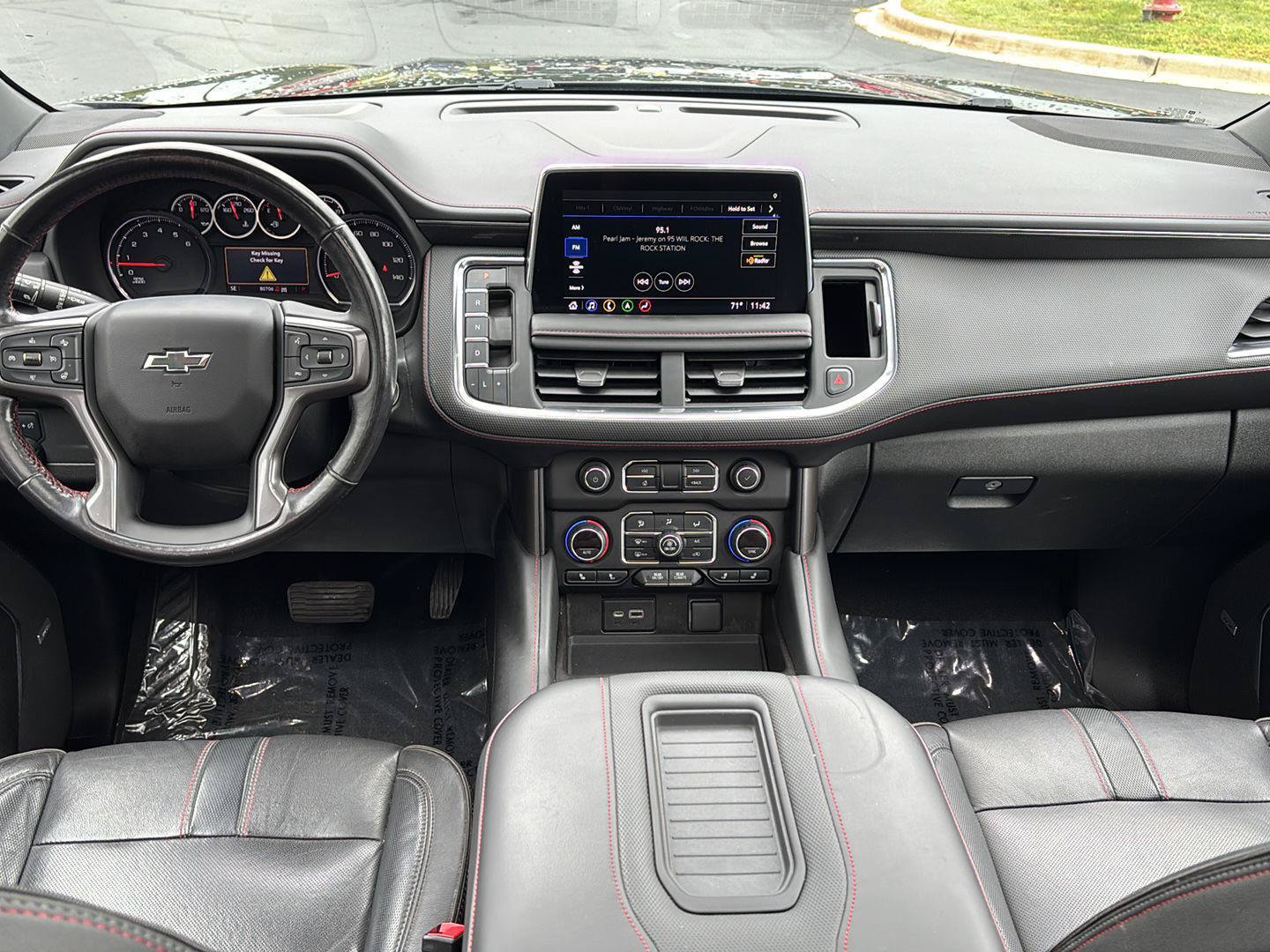 Used 2021 Chevrolet Tahoe RST w/ Luxury Package AWD/4WD image 10