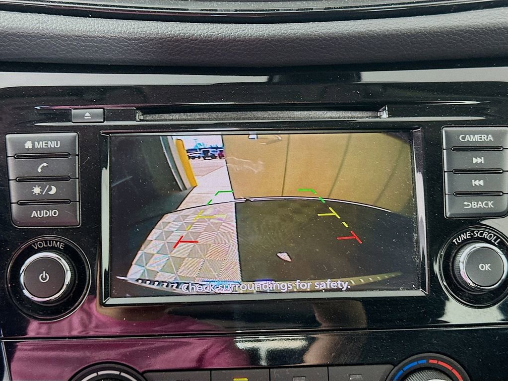 Used 2020 Nissan Rogue S image 13