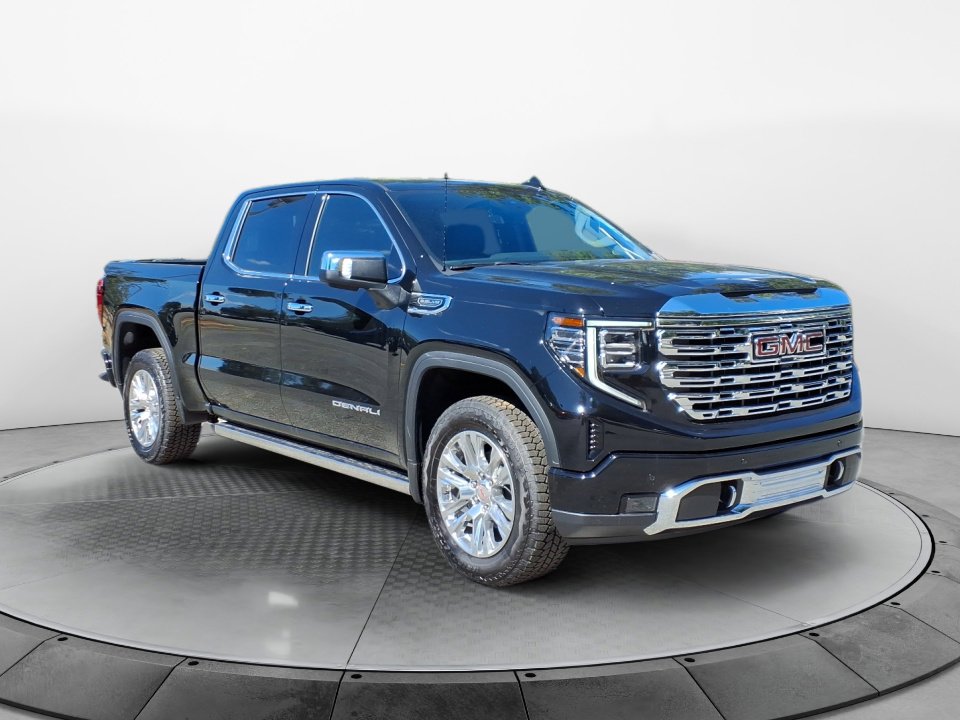 New 2025 GMC Sierra 1500 Denali w/ Technology Package