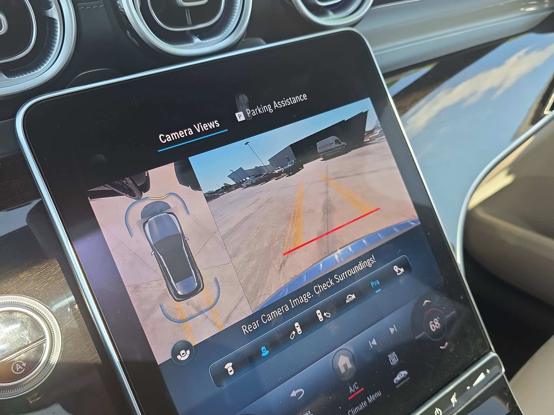 Used 2023 Mercedes-Benz GLC 300 4MATIC image 23