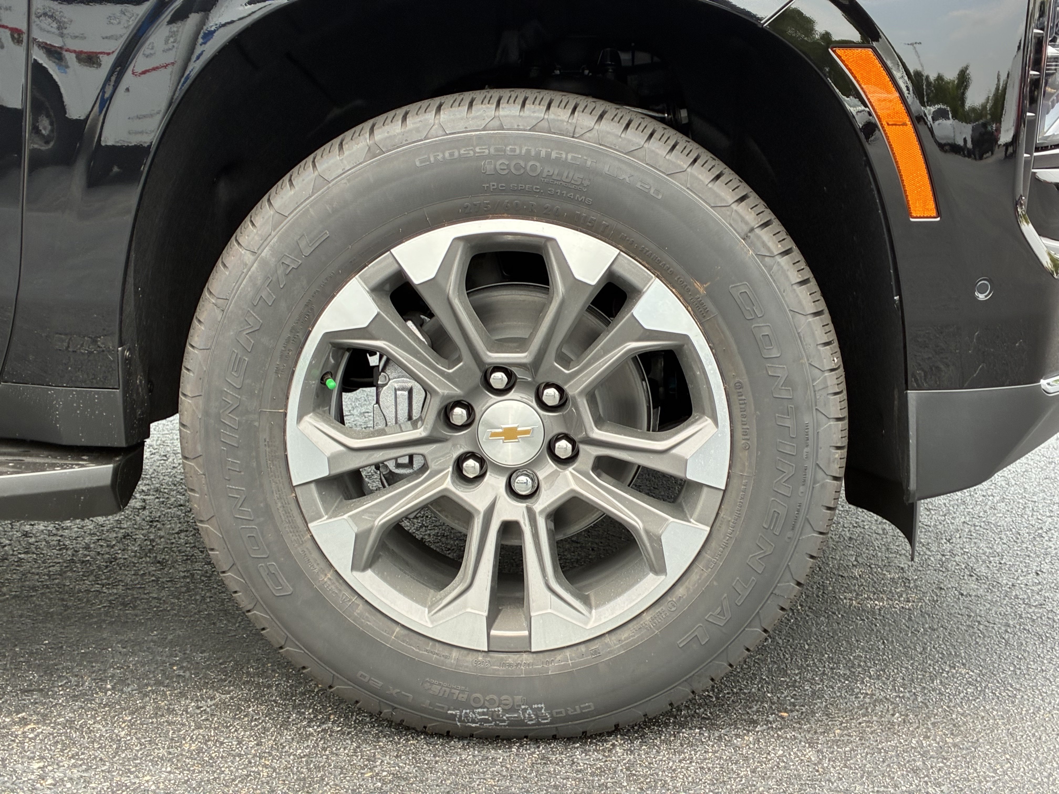 New 2026 Chevrolet Suburban LS w/ Max Trailering Package RWD image 6