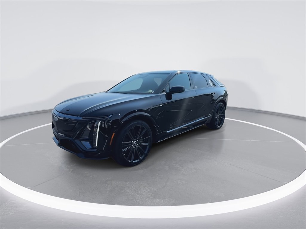 New 2026 Cadillac Lyriq V image 4