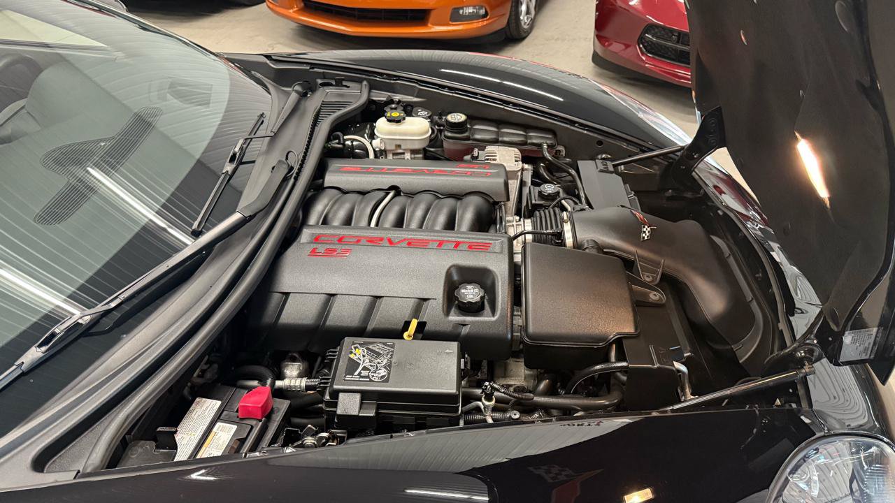 Used 2010 Chevrolet Corvette Grand Sport w/ Preferred Equipment Group RWD image 40