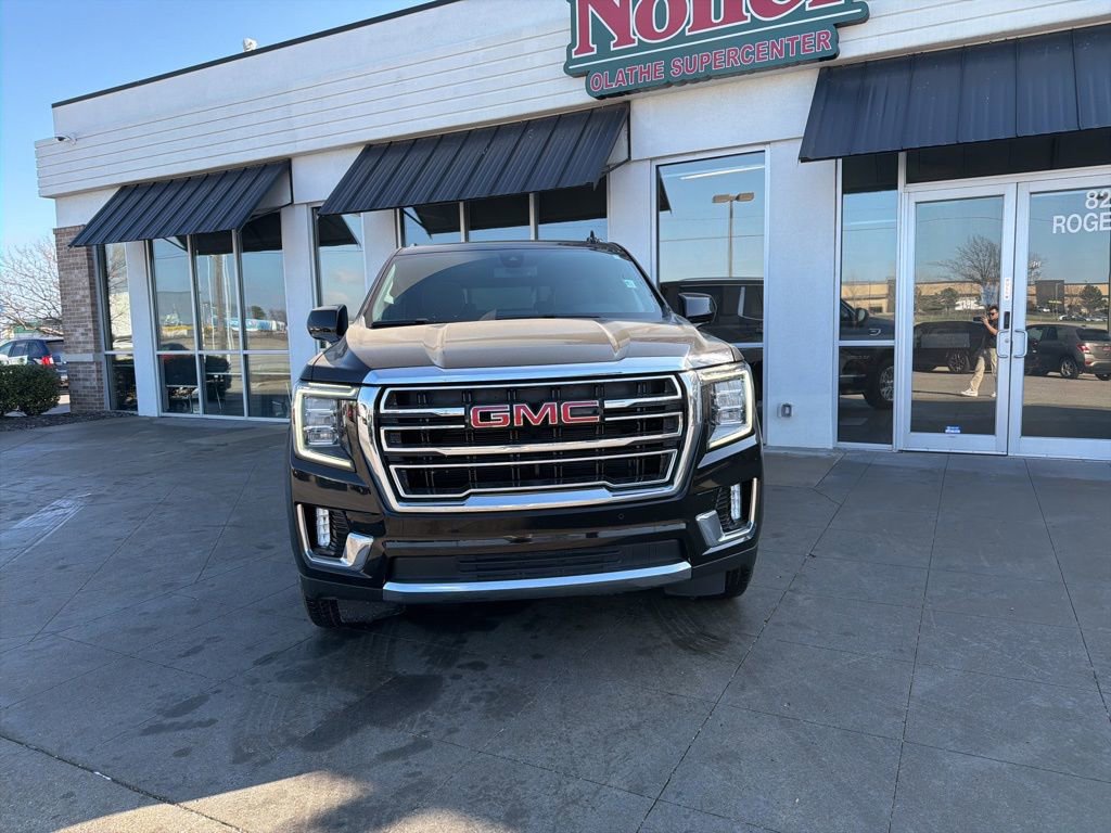 Used 2022 GMC Yukon SLT image 2