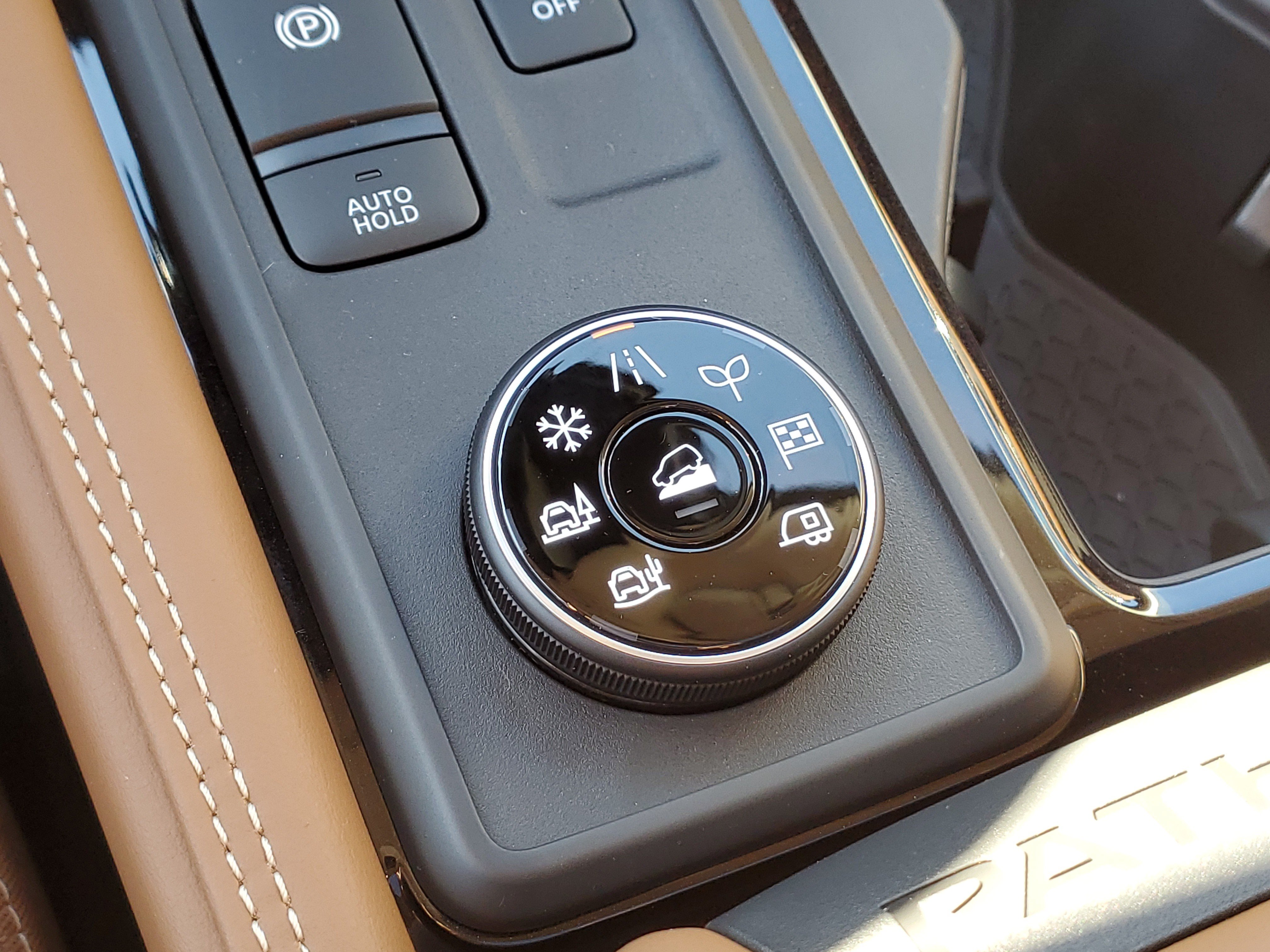 New 2026 Nissan Pathfinder Platinum AWD/4WD image 20