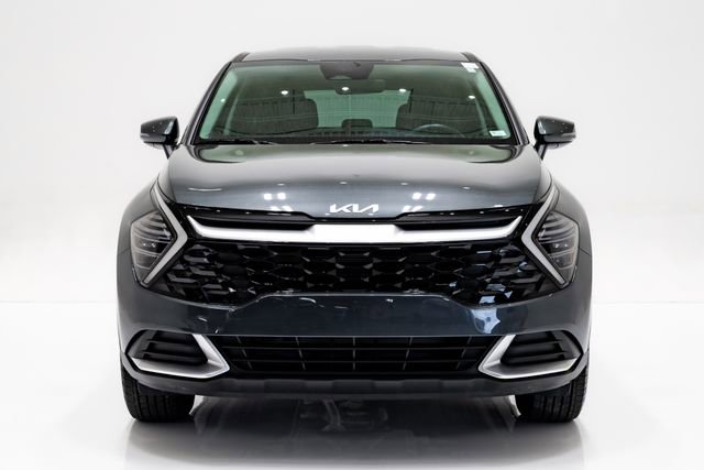 Used 2025 Kia Sportage EX image 4