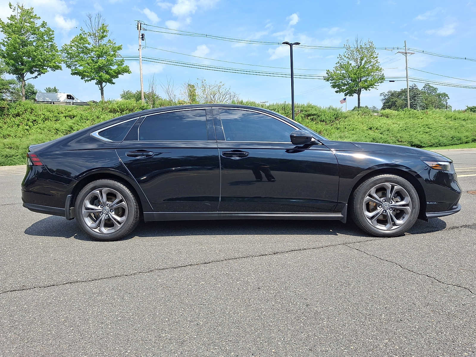 Used 2024 Honda Accord EX image 7