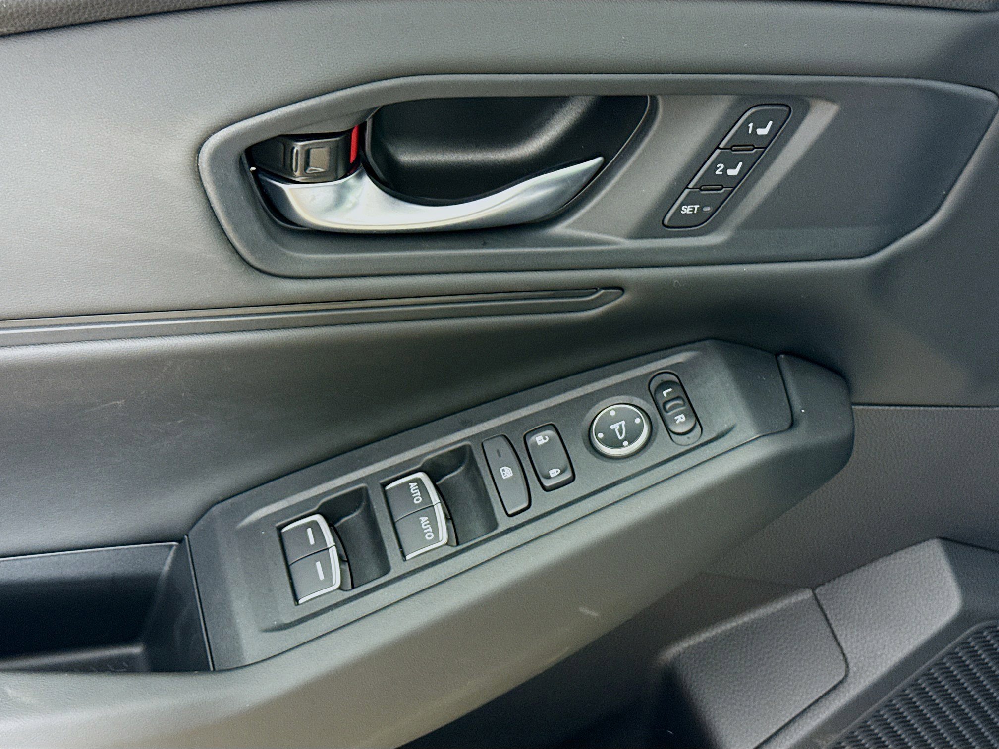 New 2025 Honda Accord EX-L image 19