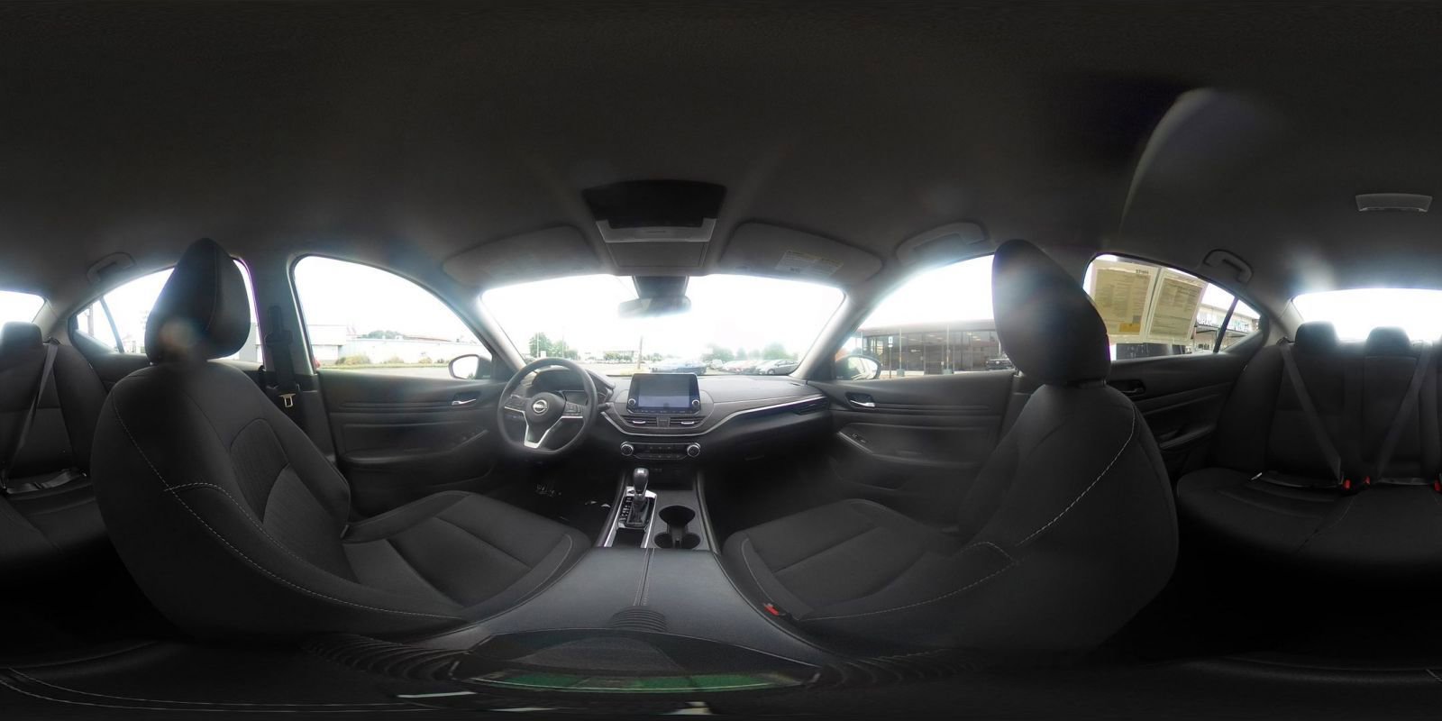 Used 2025 Nissan Altima 2.5 SV FWD image 42