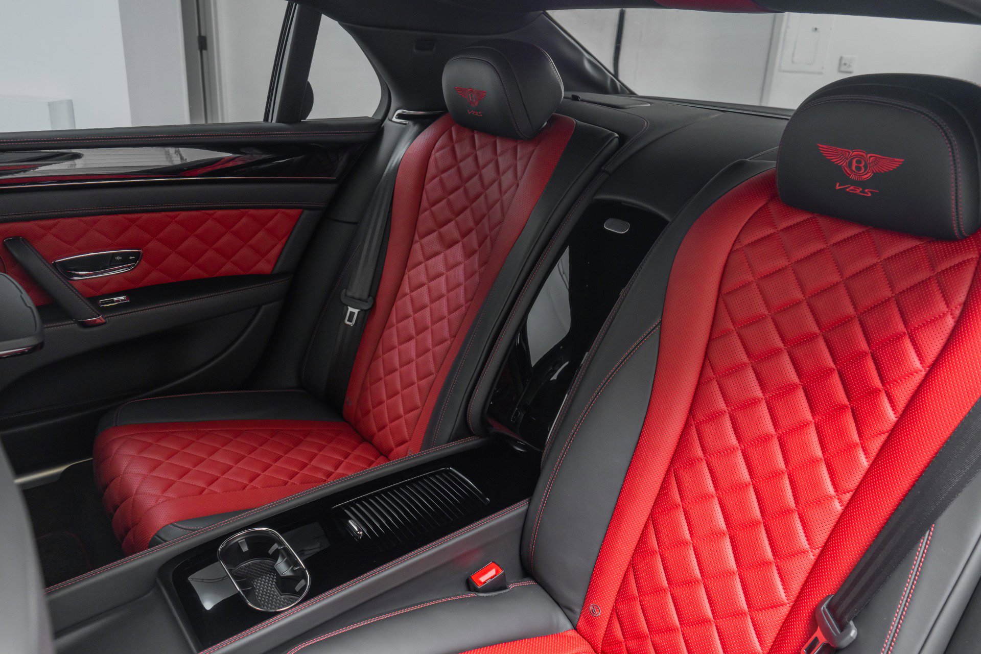 Used 2017 Bentley Flying Spur S V8 image 16