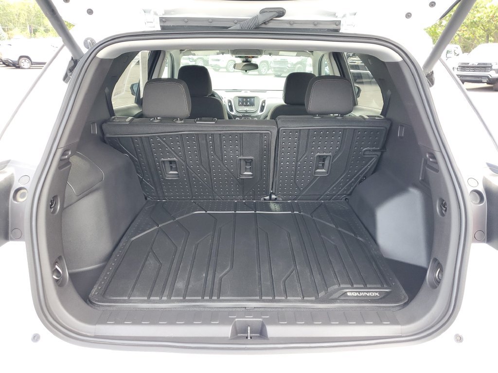 Used 2024 Chevrolet Equinox LT w/ LPO, Floor Liner Package FWD image 29