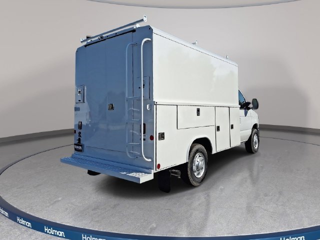 New 2027 Ford E-350 and Econoline 350 Super Duty w/ Power Equipment Group RWD image 4