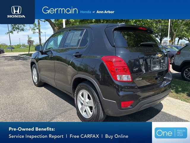 Used 2021 Chevrolet Trax LS w/ Tint and Cruise Package FWD image 5