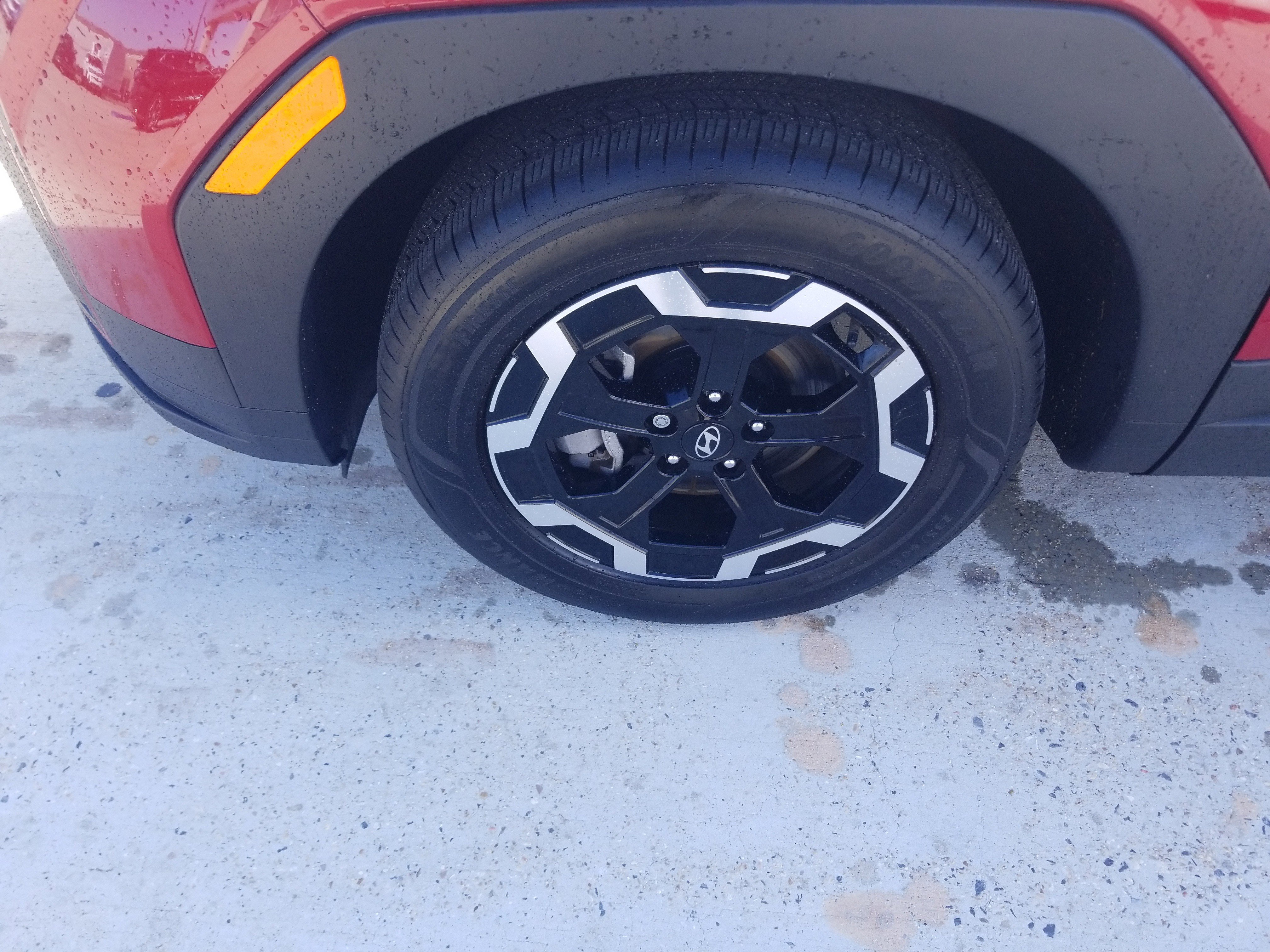 Certified 2025 Hyundai Santa Fe SEL image 21