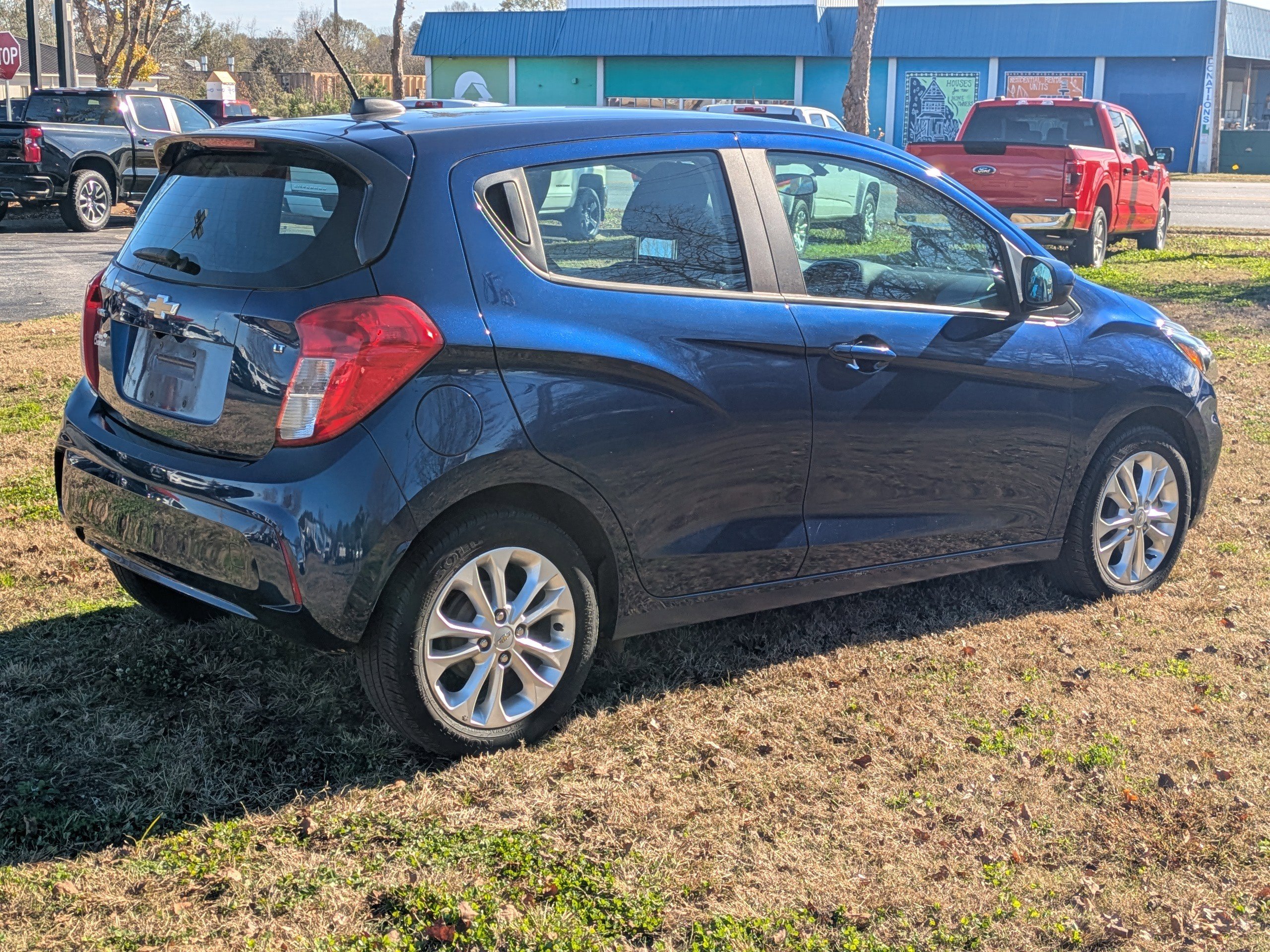 Used 2022 Chevrolet Spark LT image 4