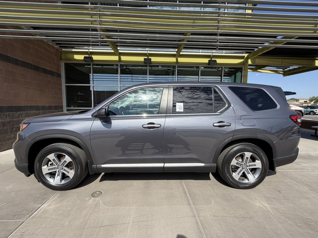 Used 2024 Honda Pilot EX-L image 7