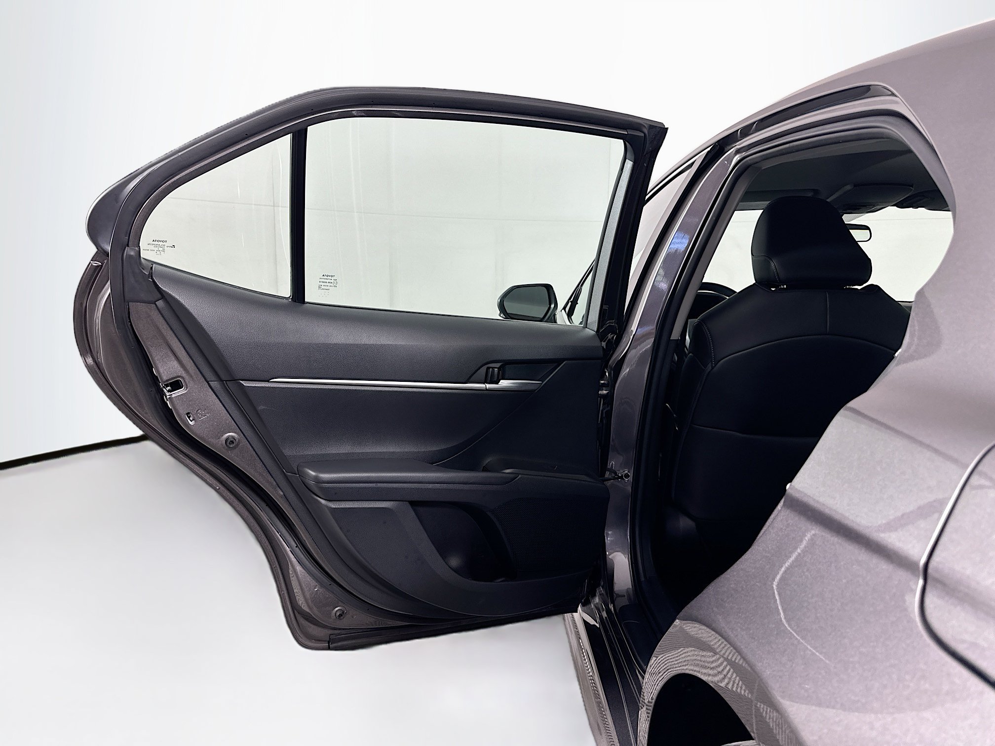 Used 2024 Toyota Camry SE FWD image 25