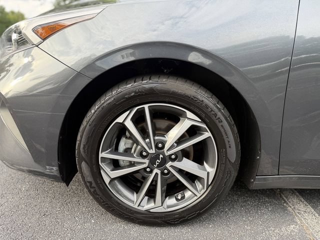 Certified 2024 Kia Forte LXS FWD image 35