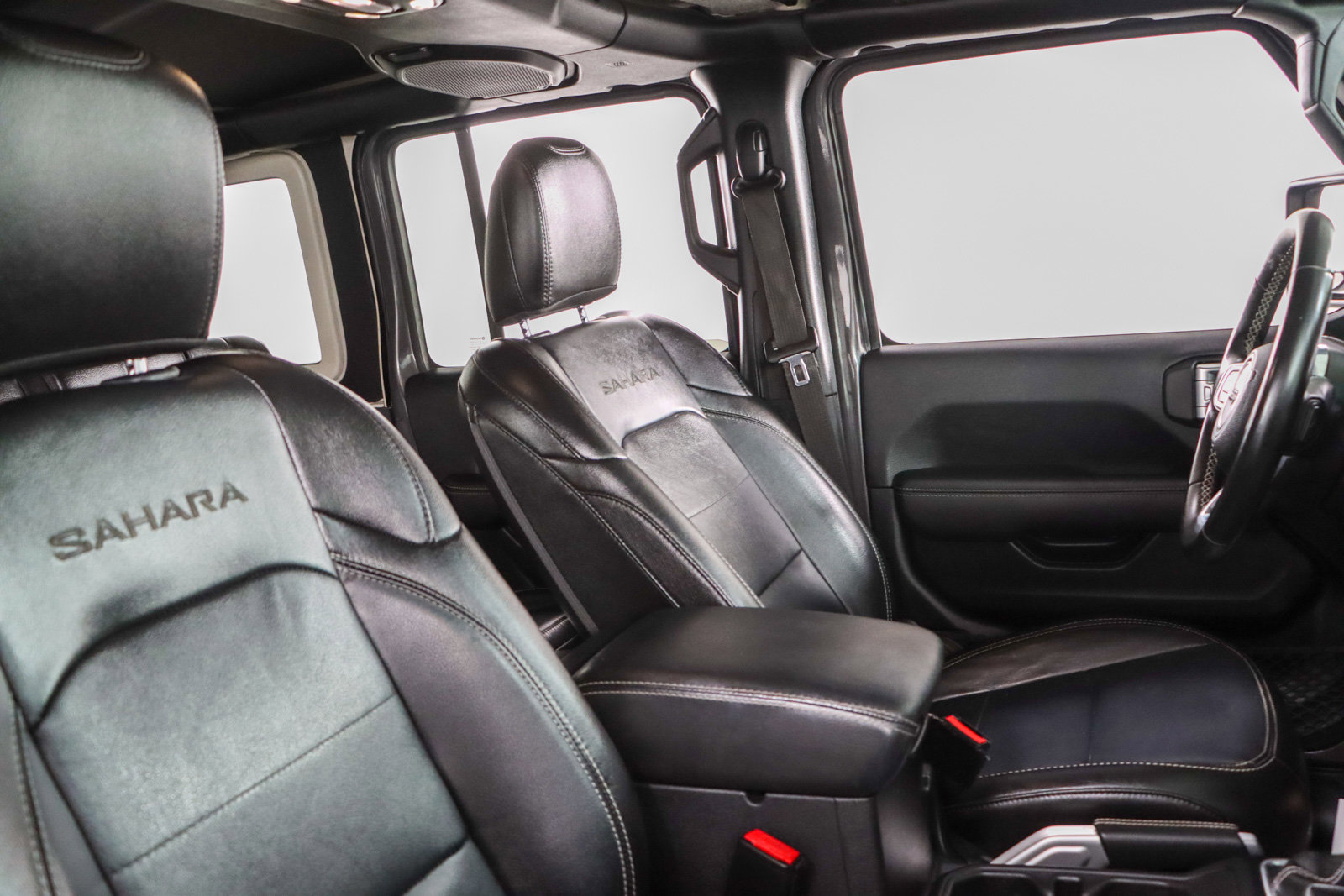 Used 2021 Jeep Wrangler Unlimited Sahara image 28