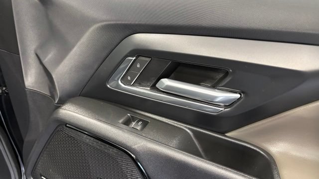 Used 2026 Chevrolet Silverado EV Trail Boss AWD/4WD image 26