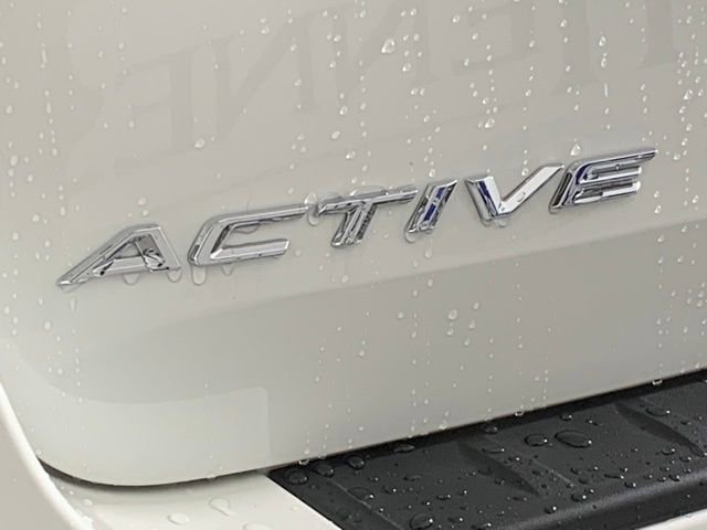 Used 2025 Ford Explorer Active image 13