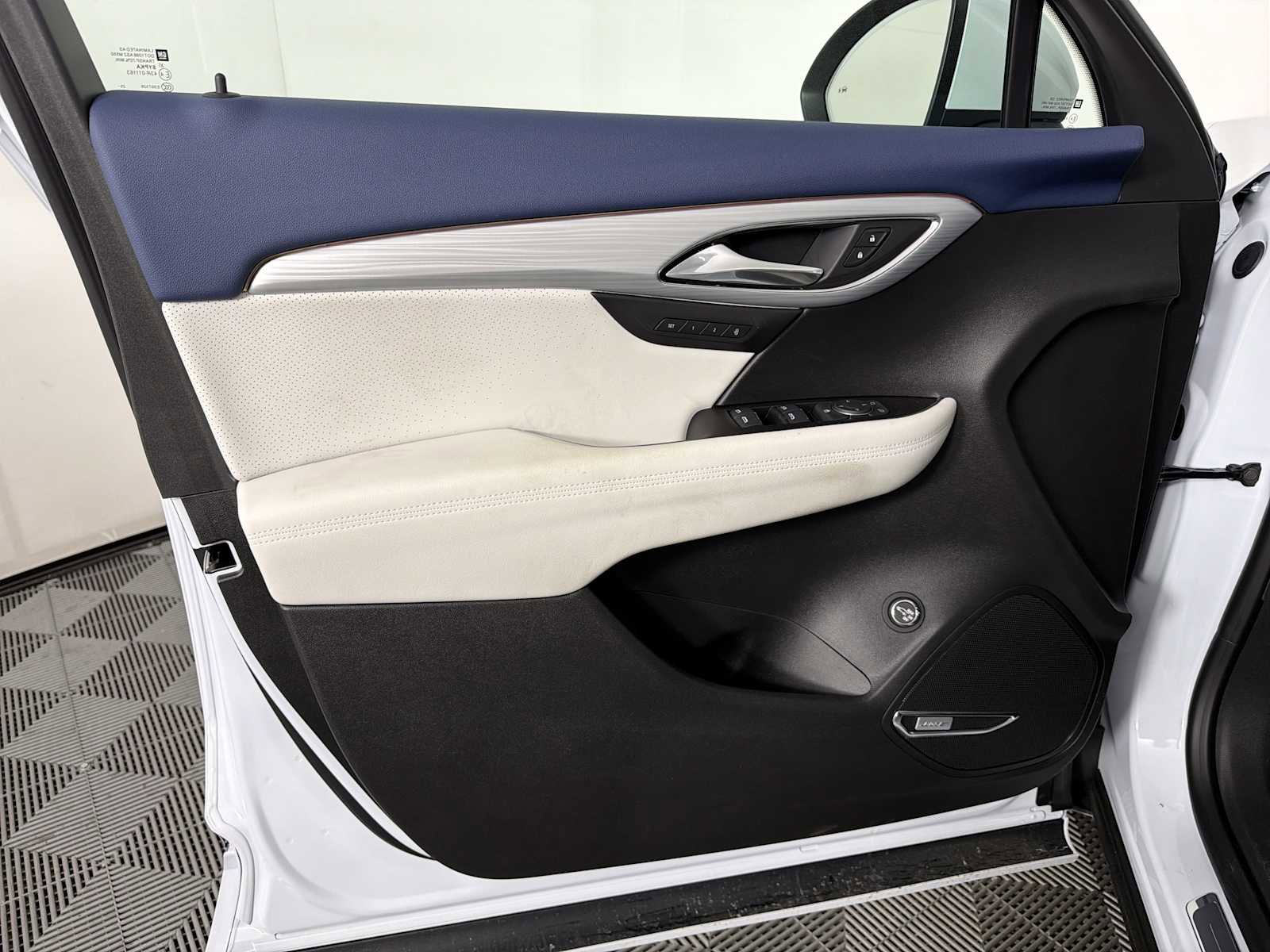 New 2026 Buick Envision Avenir AWD/4WD image 8