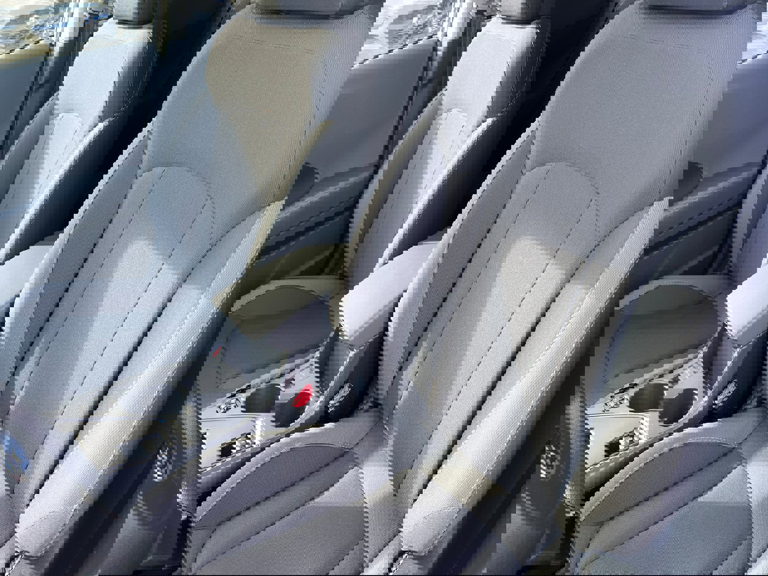 Certified 2025 Subaru Crosstrek 2.0i Premium image 18