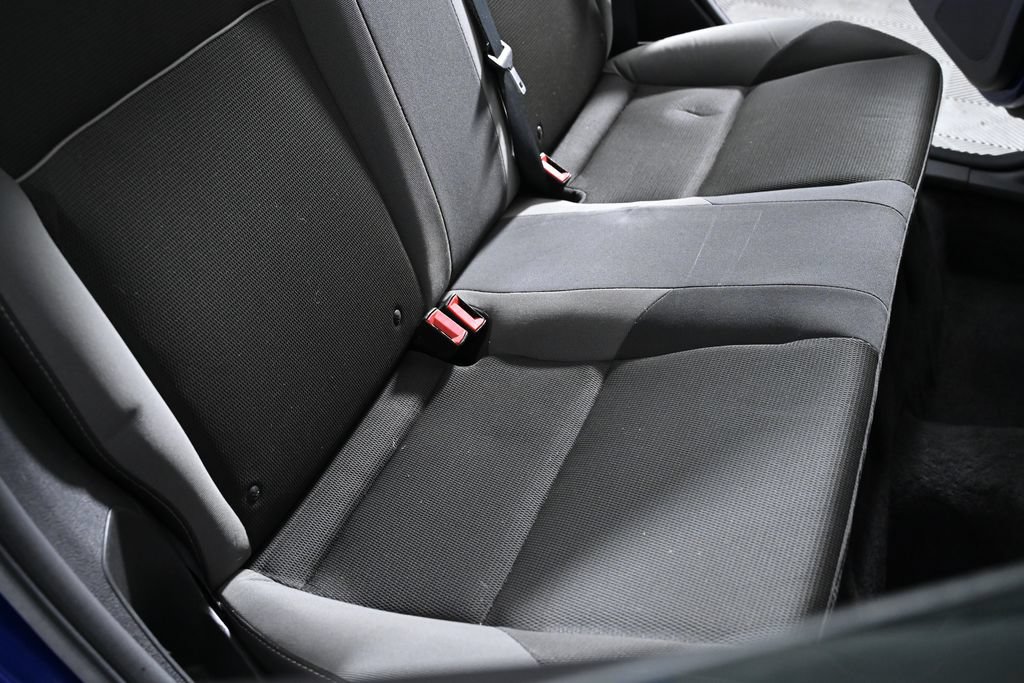 Used 2012 Ford Focus SE FWD image 22
