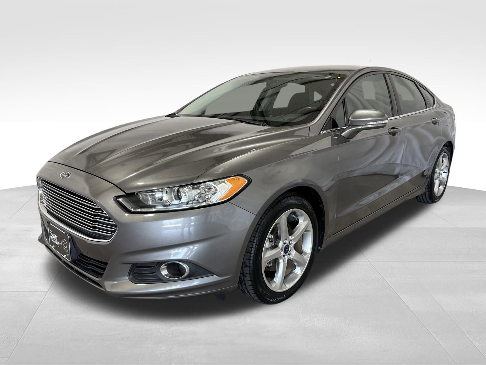 Used 2013 Ford Fusion SE image 1