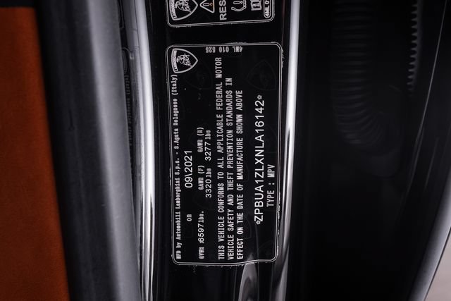 Used 2022 Lamborghini Urus AWD/4WD image 77