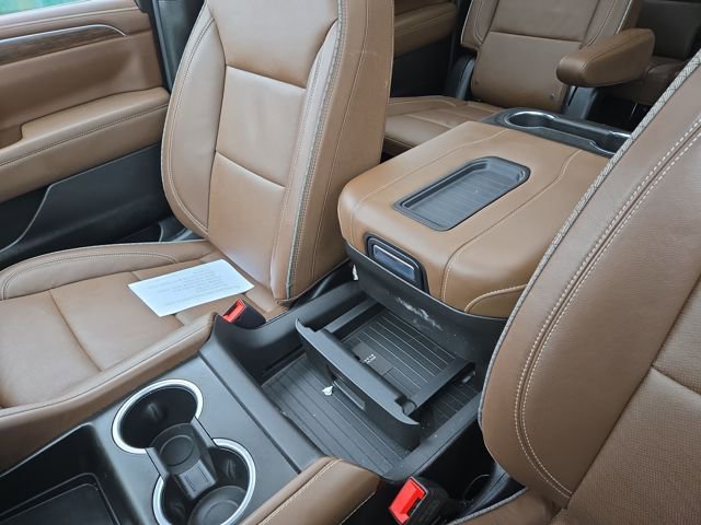 Used 2024 Chevrolet Suburban High Country w/ Max Trailering Package image 22