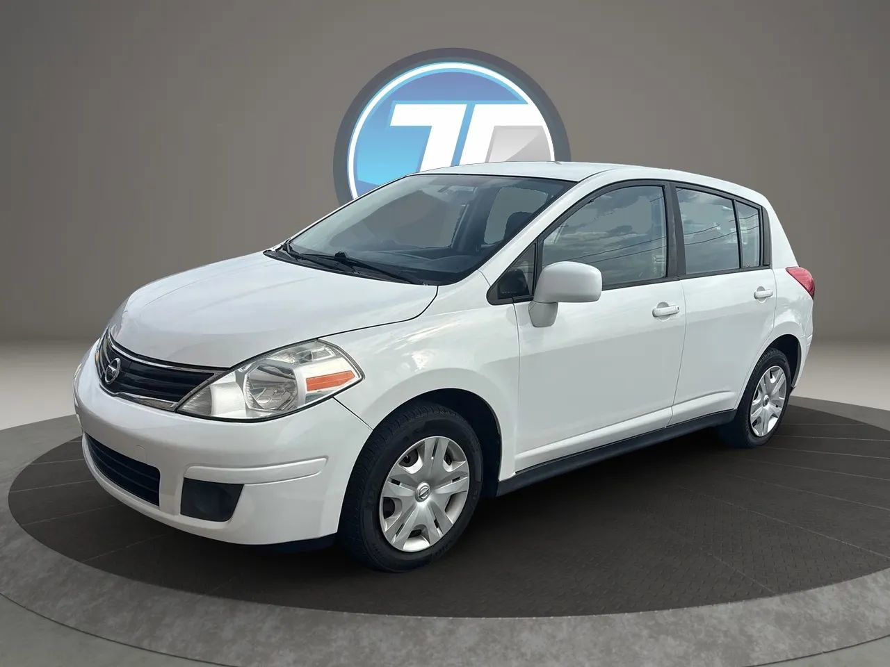 Used 2010 Nissan Versa 1.8 S image 9