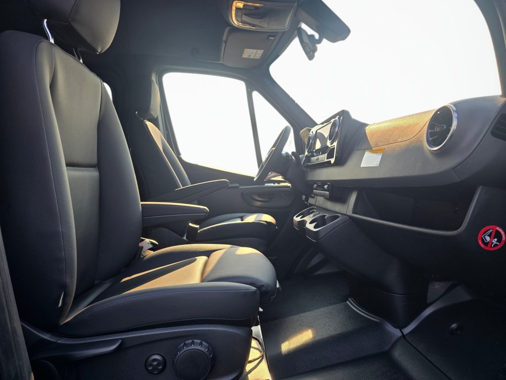 New 2026 Mercedes-Benz Sprinter 2500 image 22