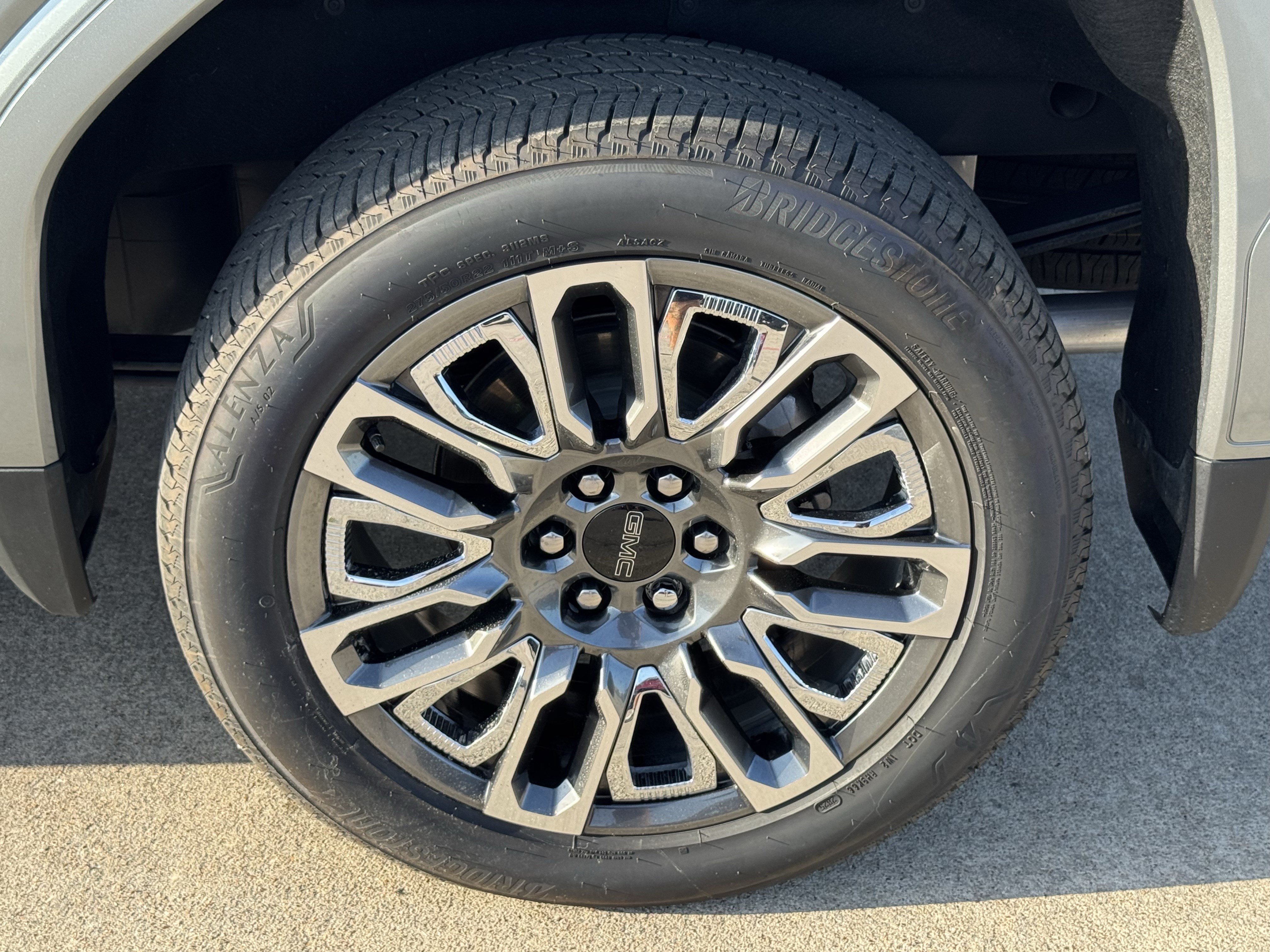Used 2026 GMC Sierra 1500 Denali Ultimate AWD/4WD image 9