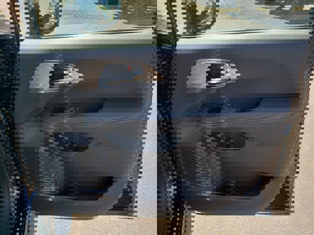 New 2026 Chrysler Voyager LX image 15