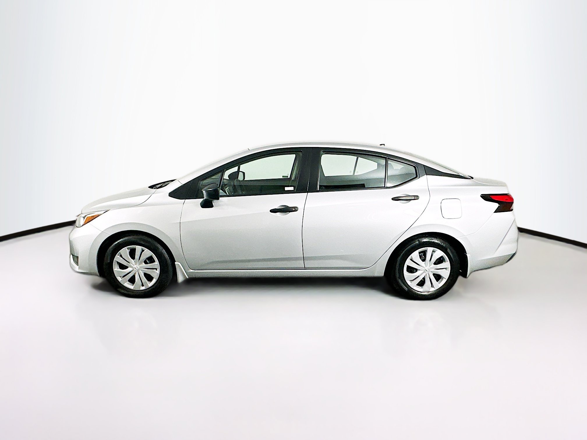 Used 2024 Nissan Versa S w/ Trunk Package FWD image 4
