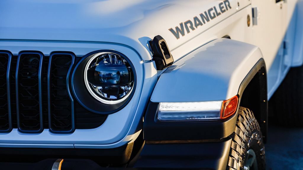 New 2026 Jeep Wrangler Unlimited Sport AWD/4WD image 5