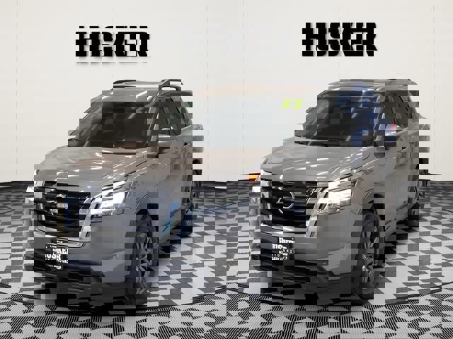 Used 2022 Nissan Pathfinder SV w/ SV Premium Package image 6