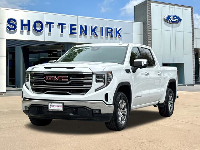 Used 2025 GMC Sierra 1500 SLT image 3