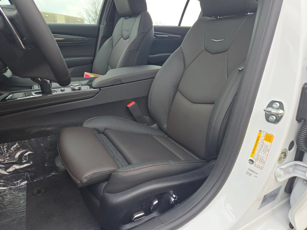 New 2026 Cadillac CT5 Sport w/ Technology Package AWD/4WD image 22