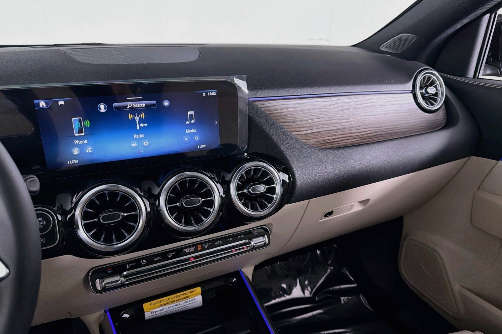 New 2026 Mercedes-Benz GLA 250 image 19