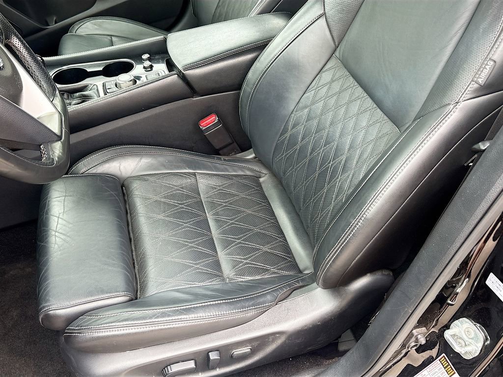 Used 2023 Nissan Maxima Platinum w/ Sport Mat Group FWD image 19