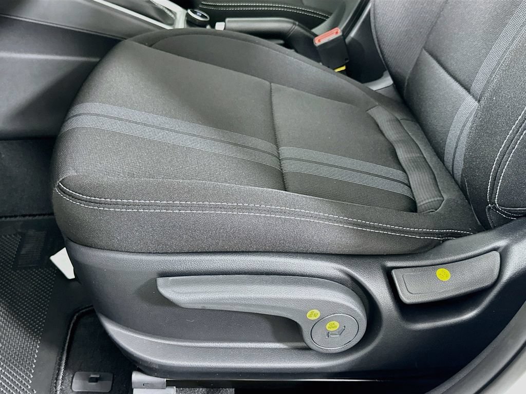 New 2026 Hyundai Venue SEL FWD image 19