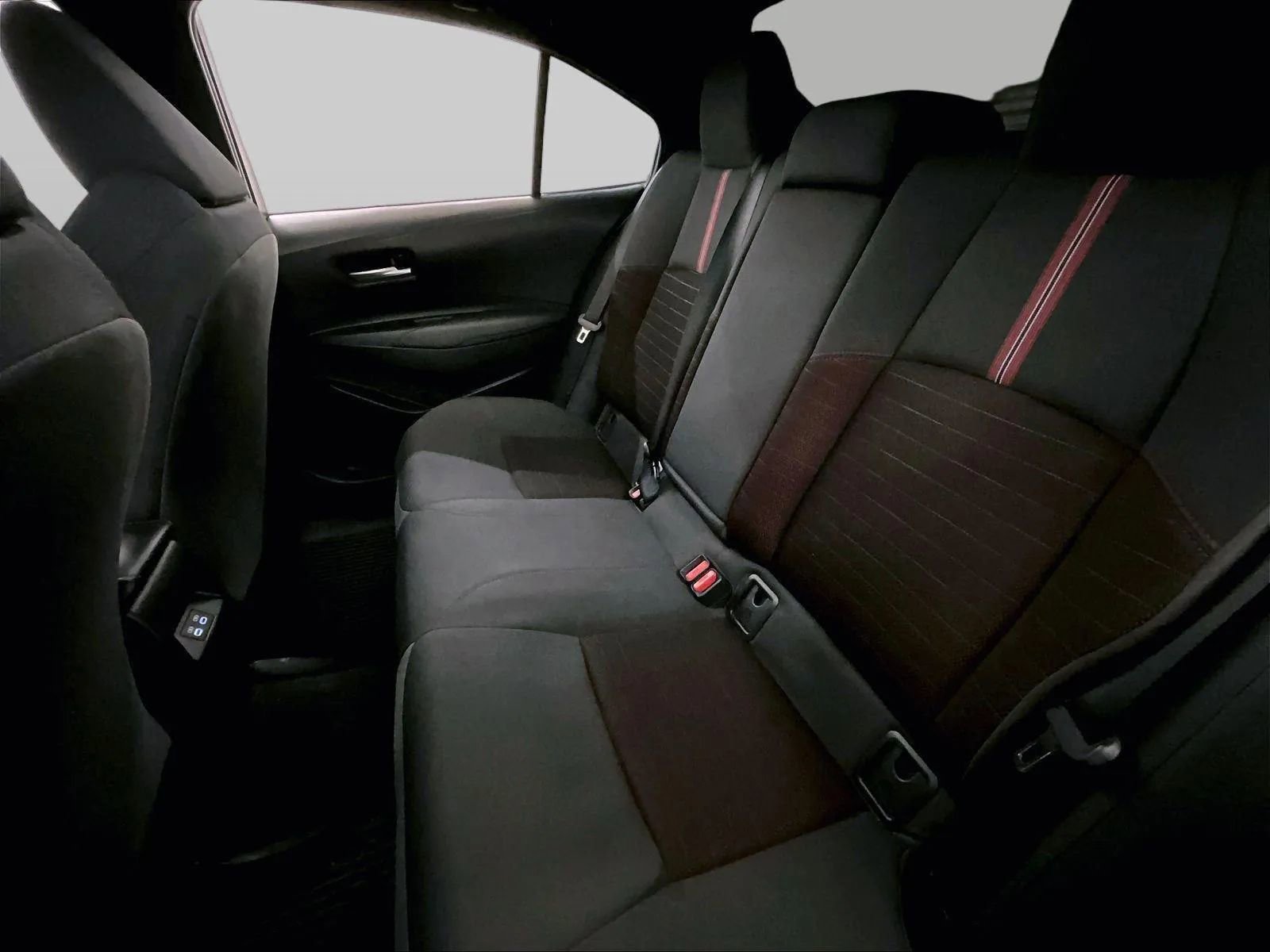 Used 2024 Toyota Corolla SE image 25