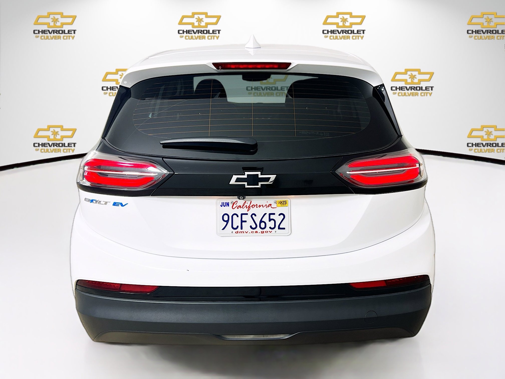Used 2022 Chevrolet Bolt LT FWD image 6