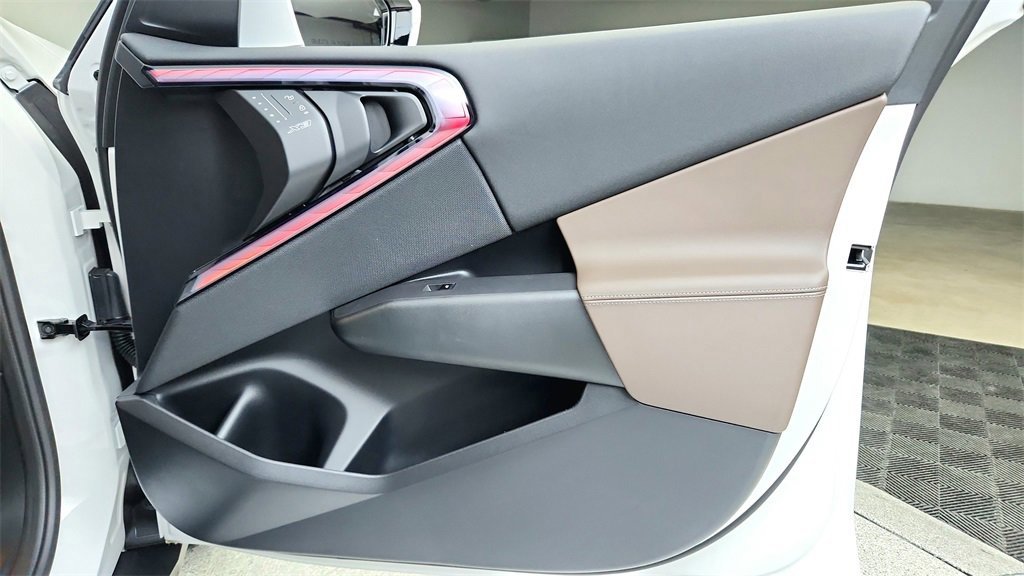 Used 2025 BMW X3 xDrive30i w/ Convenience Package image 28