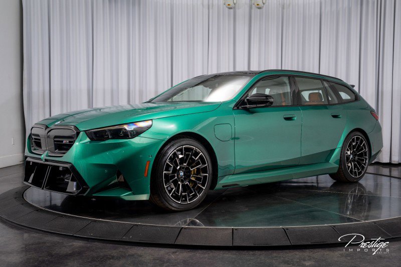 Used 2025 BMW M5 Touring w/ M Driver's Package image 9