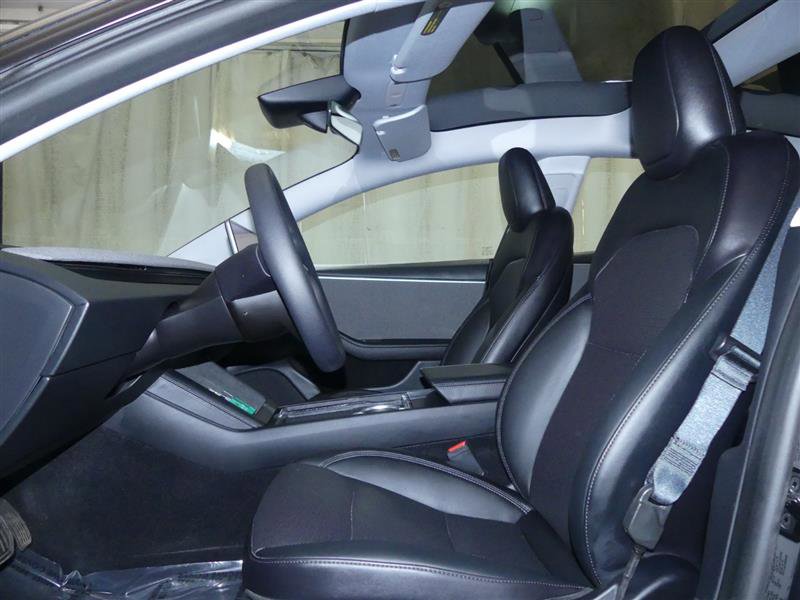 Used 2024 Tesla Model 3 image 17