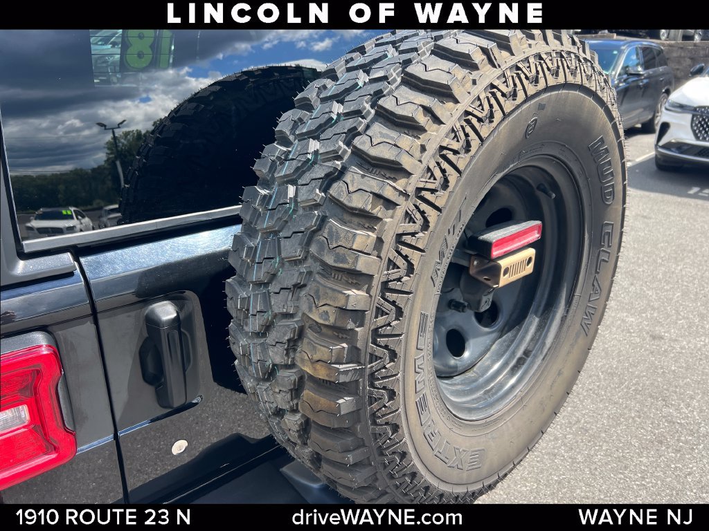 Used 2018 Jeep Wrangler Sport AWD/4WD image 25